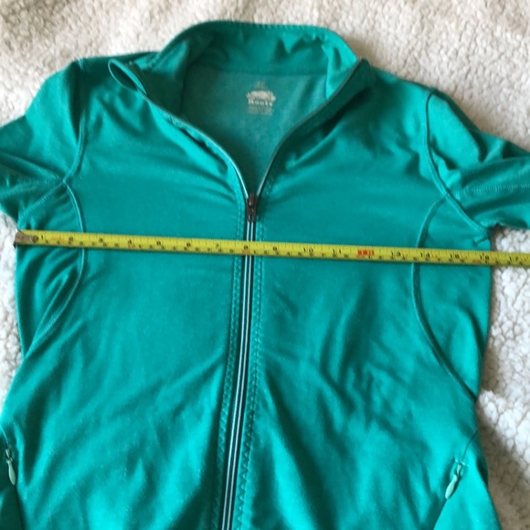 Roots zip up gorgeous green zip side pocket and 1 zip back pocket Sz S - Picture 5 of 6